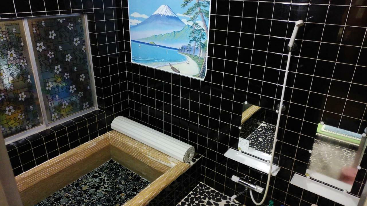 Walking Pilgrimage Hotel Tokiwa Ryokan Ozu  ภายนอก รูปภาพ