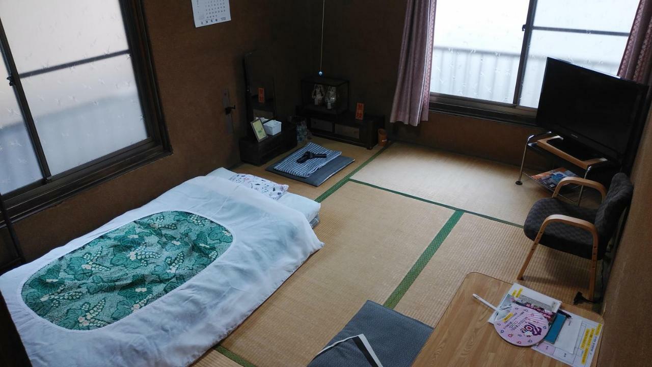 Walking Pilgrimage Hotel Tokiwa Ryokan Ozu  ภายนอก รูปภาพ
