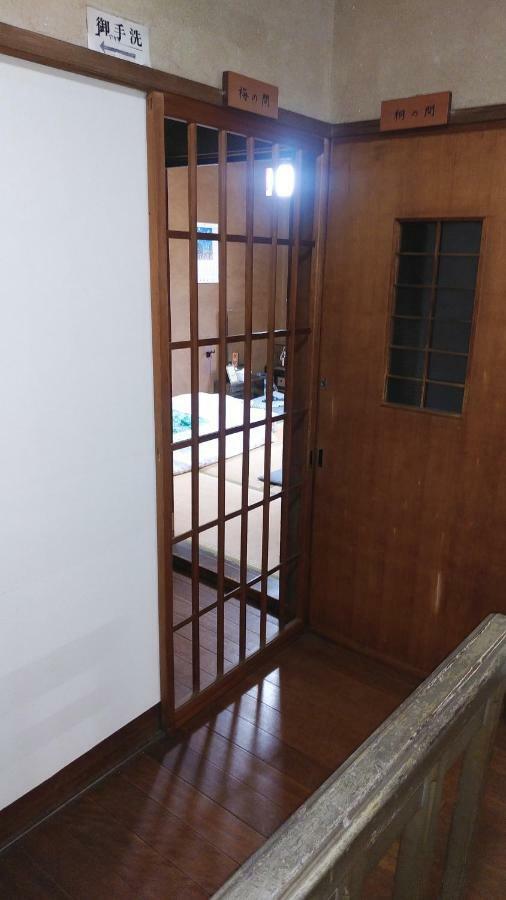 Walking Pilgrimage Hotel Tokiwa Ryokan Ozu  ภายนอก รูปภาพ