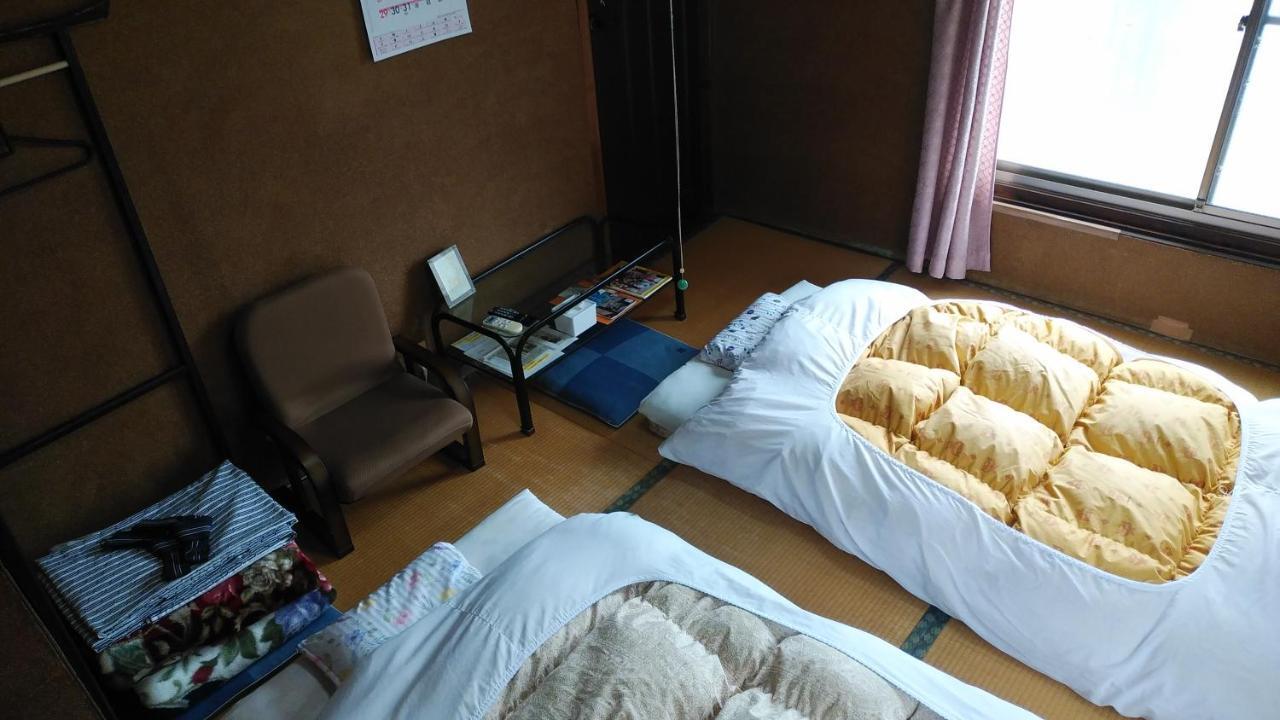 Walking Pilgrimage Hotel Tokiwa Ryokan Ozu  ภายนอก รูปภาพ
